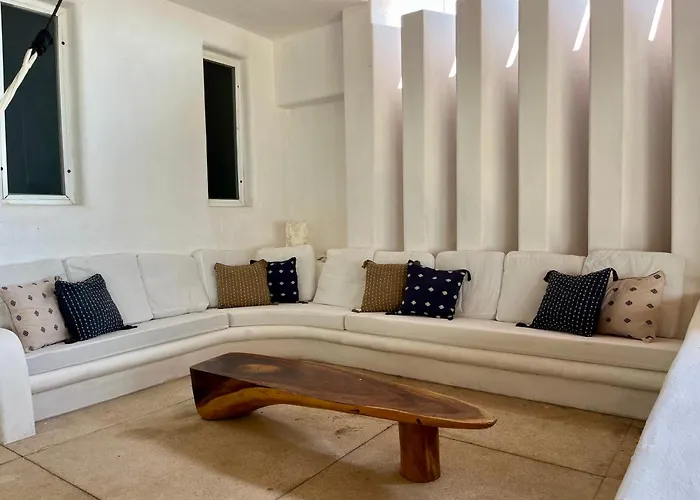 Casa Sta Margarita * Zihuatanejo